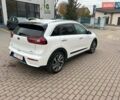 Белый Киа Niro, объемом двигателя 1.58 л и пробегом 193 тыс. км за 16300 $, фото 2 на Automoto.ua