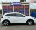 Белый Киа Niro, объемом двигателя 1.58 л и пробегом 195 тыс. км за 14990 $, фото 2 на Automoto.ua