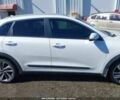 Белый Киа Niro, объемом двигателя 1.6 л и пробегом 100 тыс. км за 10000 $, фото 12 на Automoto.ua