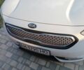 Белый Киа Niro, объемом двигателя 1.6 л и пробегом 120 тыс. км за 15900 $, фото 1 на Automoto.ua