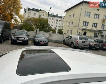 Белый Киа Niro, объемом двигателя 1.58 л и пробегом 193 тыс. км за 16300 $, фото 19 на Automoto.ua