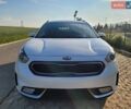 Білий Кіа Niro, об'ємом двигуна 1.58 л та пробігом 105 тис. км за 14000 $, фото 1 на Automoto.ua