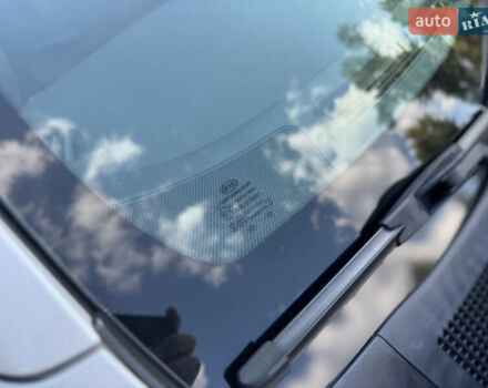 Белый Киа Niro, объемом двигателя 1.6 л и пробегом 160 тыс. км за 15400 $, фото 14 на Automoto.ua
