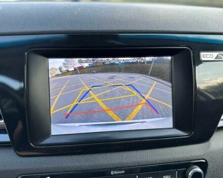 Кіа Niro 2017 у Києві на Automoto.ua Білий Кіа Niro, об'ємом двигуна 0 л та пробігом 75 тис. км за 10500 $, фото 10 на Automoto.ua