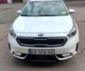 Белый Киа Niro, объемом двигателя 1.6 л и пробегом 62 тыс. км за 17000 $, фото 1 на Automoto.ua
