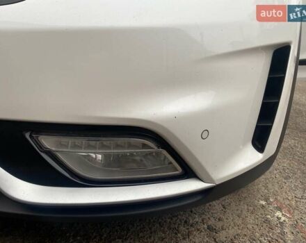 Білий Кіа Niro, об'ємом двигуна 1.58 л та пробігом 147 тис. км за 17400 $, фото 29 на Automoto.ua