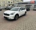 Белый Киа Niro, объемом двигателя 1.58 л и пробегом 193 тыс. км за 16300 $, фото 7 на Automoto.ua