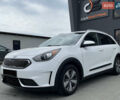 Белый Киа Niro, объемом двигателя 1.59 л и пробегом 66 тыс. км за 16500 $, фото 1 на Automoto.ua