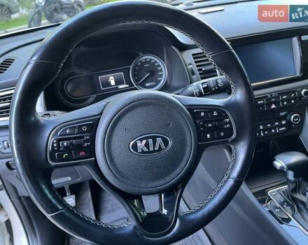 Белый Киа Niro, объемом двигателя 1.58 л и пробегом 147 тыс. км за 20000 $, фото 28 на Automoto.ua