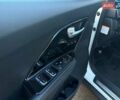 Білий Кіа Niro, об'ємом двигуна 1.58 л та пробігом 96 тис. км за 18990 $, фото 9 на Automoto.ua