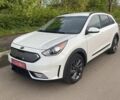 Белый Киа Niro, объемом двигателя 1.58 л и пробегом 89 тыс. км за 13000 $, фото 1 на Automoto.ua