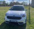 Белый Киа Niro, объемом двигателя 1.58 л и пробегом 69 тыс. км за 14300 $, фото 1 на Automoto.ua