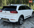 Белый Киа Niro, объемом двигателя 1.6 л и пробегом 160 тыс. км за 15400 $, фото 16 на Automoto.ua