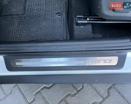 Белый Киа Niro, объемом двигателя 1.58 л и пробегом 147 тыс. км за 20000 $, фото 20 на Automoto.ua