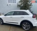 Білий Кіа Niro, об'ємом двигуна 1.58 л та пробігом 147 тис. км за 17400 $, фото 5 на Automoto.ua