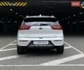 Белый Киа Niro, объемом двигателя 1.58 л и пробегом 93 тыс. км за 19990 $, фото 4 на Automoto.ua