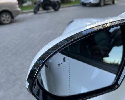 Белый Киа Niro, объемом двигателя 1.58 л и пробегом 147 тыс. км за 20000 $, фото 2 на Automoto.ua