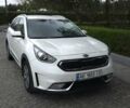 Білий Кіа Niro, об'ємом двигуна 1.58 л та пробігом 86 тис. км за 18500 $, фото 1 на Automoto.ua