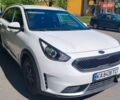 Белый Киа Niro, объемом двигателя 1.58 л и пробегом 123 тыс. км за 14750 $, фото 1 на Automoto.ua