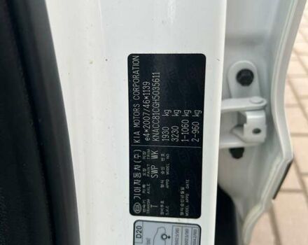 Белый Киа Niro, объемом двигателя 1.58 л и пробегом 193 тыс. км за 16300 $, фото 10 на Automoto.ua