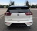 Белый Киа Niro, объемом двигателя 1.6 л и пробегом 64 тыс. км за 10300 $, фото 6 на Automoto.ua