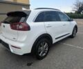 Белый Киа Niro, объемом двигателя 1.6 л и пробегом 66 тыс. км за 9000 $, фото 6 на Automoto.ua