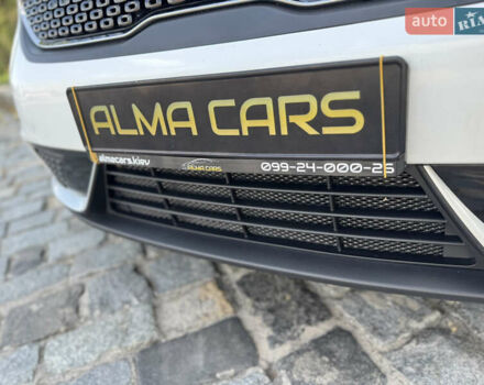 Белый Киа Niro, объемом двигателя 1.6 л и пробегом 160 тыс. км за 15400 $, фото 8 на Automoto.ua