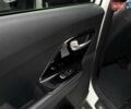 Белый Киа Niro, объемом двигателя 1.58 л и пробегом 195 тыс. км за 14990 $, фото 6 на Automoto.ua