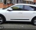 Белый Киа Niro, объемом двигателя 1.6 л и пробегом 180 тыс. км за 17200 $, фото 2 на Automoto.ua