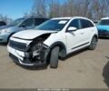 Белый Киа Niro, объемом двигателя 1.6 л и пробегом 166 тыс. км за 9900 $, фото 2 на Automoto.ua