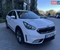 Белый Киа Niro, объемом двигателя 1.58 л и пробегом 147 тыс. км за 20000 $, фото 53 на Automoto.ua