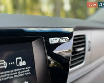 Белый Киа Niro, объемом двигателя 1.6 л и пробегом 160 тыс. км за 15400 $, фото 47 на Automoto.ua