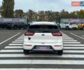 Білий Кіа Niro, об'ємом двигуна 1.58 л та пробігом 134 тис. км за 15999 $, фото 6 на Automoto.ua