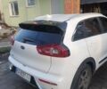 Белый Киа Niro, объемом двигателя 1.58 л и пробегом 62 тыс. км за 20100 $, фото 2 на Automoto.ua
