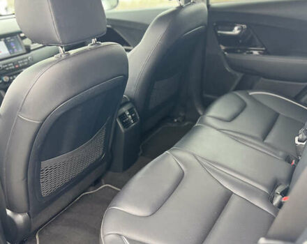 Белый Киа Niro, объемом двигателя 0 л и пробегом 137 тыс. км за 17999 $, фото 29 на Automoto.ua