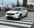 Білий Кіа Niro, об'ємом двигуна 1.58 л та пробігом 134 тис. км за 15999 $, фото 1 на Automoto.ua
