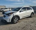 Білий Кіа Niro, об'ємом двигуна 1.6 л та пробігом 170 тис. км за 9300 $, фото 1 на Automoto.ua
