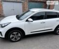 Білий Кіа Niro, об'ємом двигуна 0 л та пробігом 211 тис. км за 19000 $, фото 20 на Automoto.ua