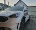 Белый Киа Niro, объемом двигателя 1.58 л и пробегом 62 тыс. км за 20100 $, фото 1 на Automoto.ua