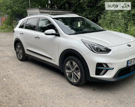 Белый Киа Niro, объемом двигателя 0 л и пробегом 73 тыс. км за 27300 $, фото 5 на Automoto.ua