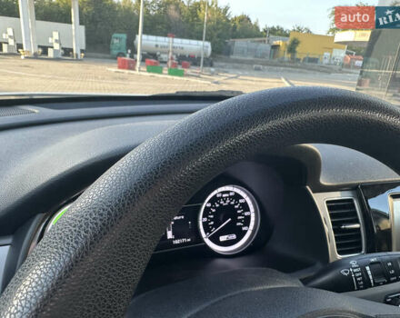 Білий Кіа Niro, об'ємом двигуна 1.6 л та пробігом 164 тис. км за 15500 $, фото 9 на Automoto.ua