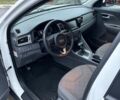 Белый Киа Niro, объемом двигателя 1.58 л и пробегом 200 тыс. км за 13000 $, фото 5 на Automoto.ua