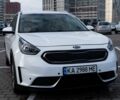 Белый Киа Niro, объемом двигателя 1.6 л и пробегом 161 тыс. км за 12500 $, фото 1 на Automoto.ua