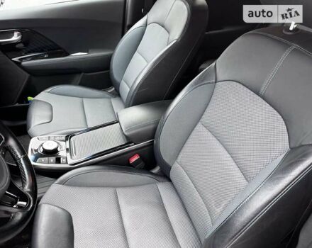 Білий Кіа Niro, об'ємом двигуна 0 л та пробігом 211 тис. км за 16400 $, фото 8 на Automoto.ua