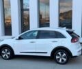 Білий Кіа Niro, об'ємом двигуна 1.6 л та пробігом 101 тис. км за 9000 $, фото 6 на Automoto.ua