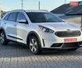 Білий Кіа Niro, об'ємом двигуна 1.6 л та пробігом 164 тис. км за 15500 $, фото 4 на Automoto.ua
