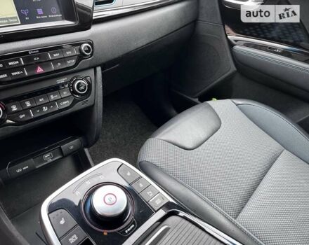 Білий Кіа Niro, об'ємом двигуна 0 л та пробігом 211 тис. км за 16400 $, фото 7 на Automoto.ua