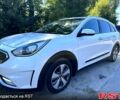 Білий Кіа Niro, об'ємом двигуна 1.6 л та пробігом 128 тис. км за 17500 $, фото 1 на Automoto.ua