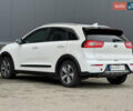 Белый Киа Niro, объемом двигателя 1.58 л и пробегом 77 тыс. км за 19200 $, фото 9 на Automoto.ua