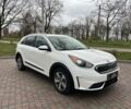 Белый Киа Niro, объемом двигателя 1.6 л и пробегом 184 тыс. км за 15500 $, фото 1 на Automoto.ua